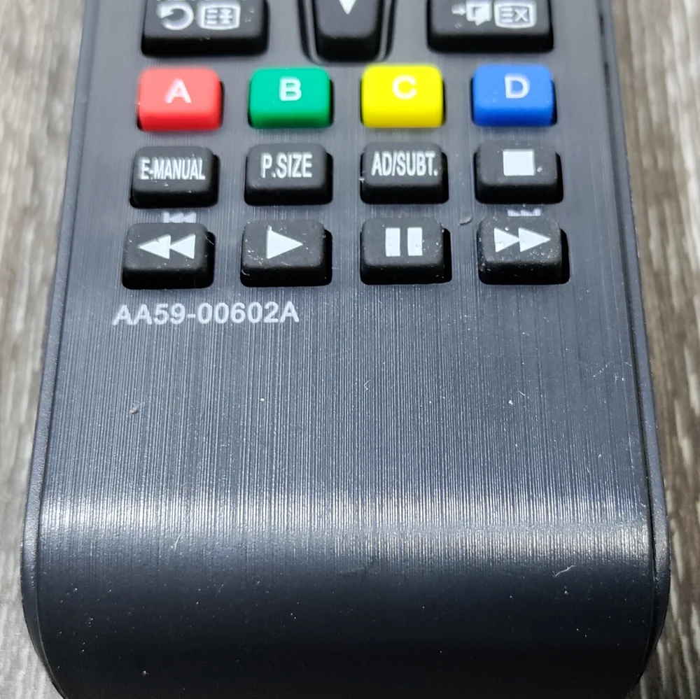 Universal Remote Control - Picture 2 of 3